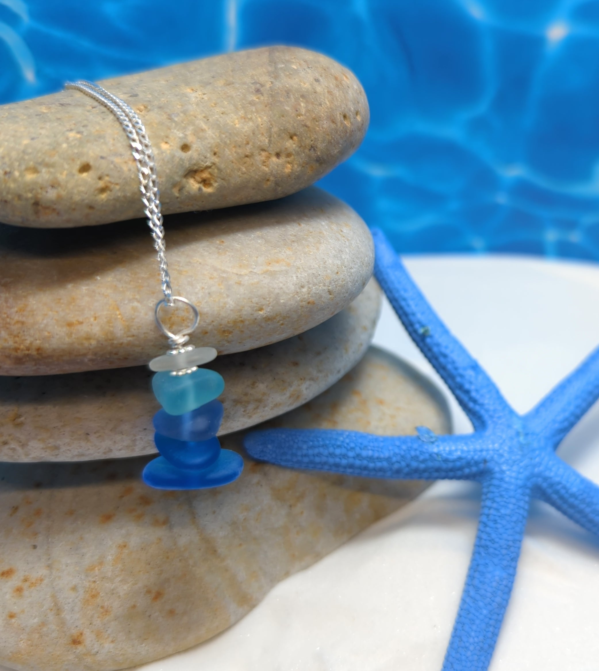 Beachy Blue Fade Stacked Sea Pebble Pendant Necklace
